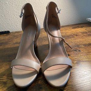 8.5 Madden Girl Heels (Blush/Nude)